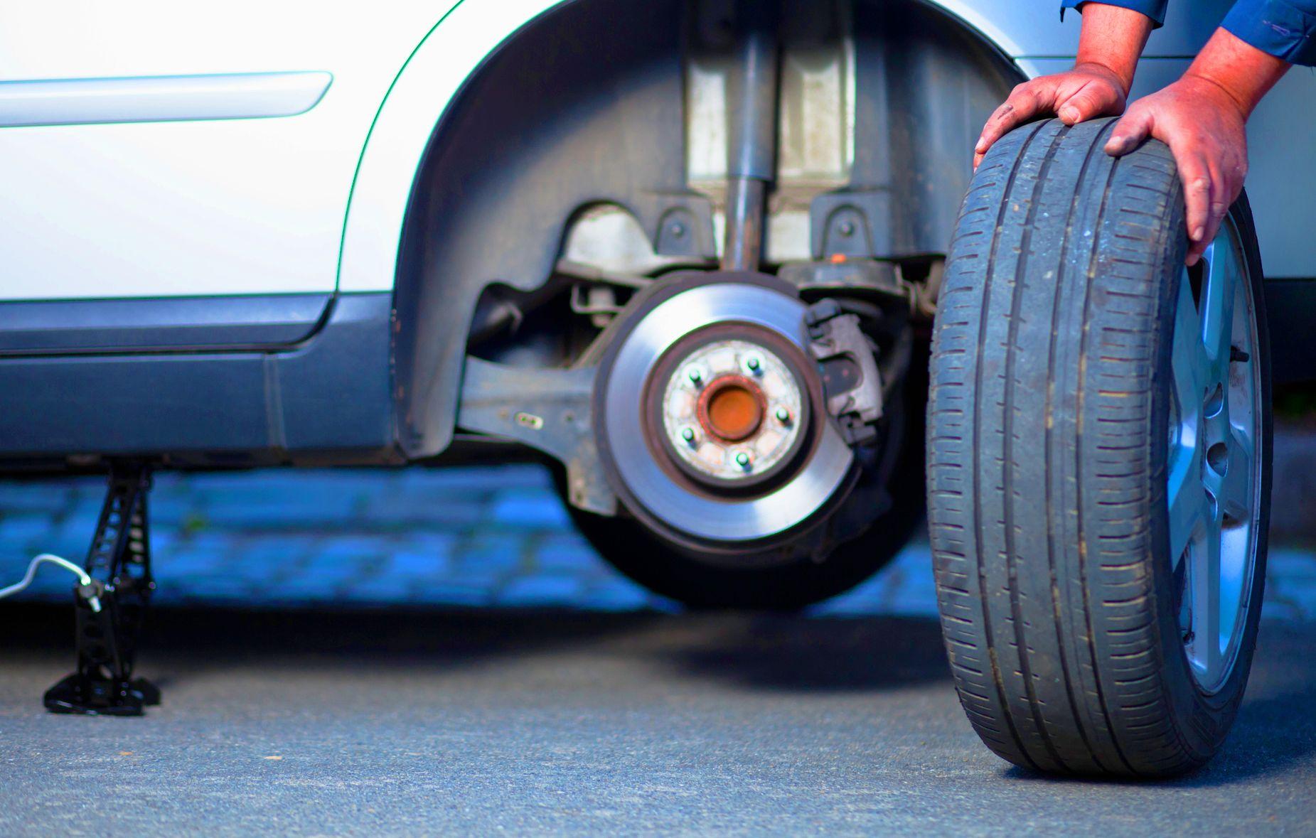 lastik-nasil-degistirilir